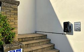 Clifton Seafront Apartments - Sandown, Isle Of Wight - Free Car Ferry For Bookings Of 3 Or More Nights, Subject To Availability